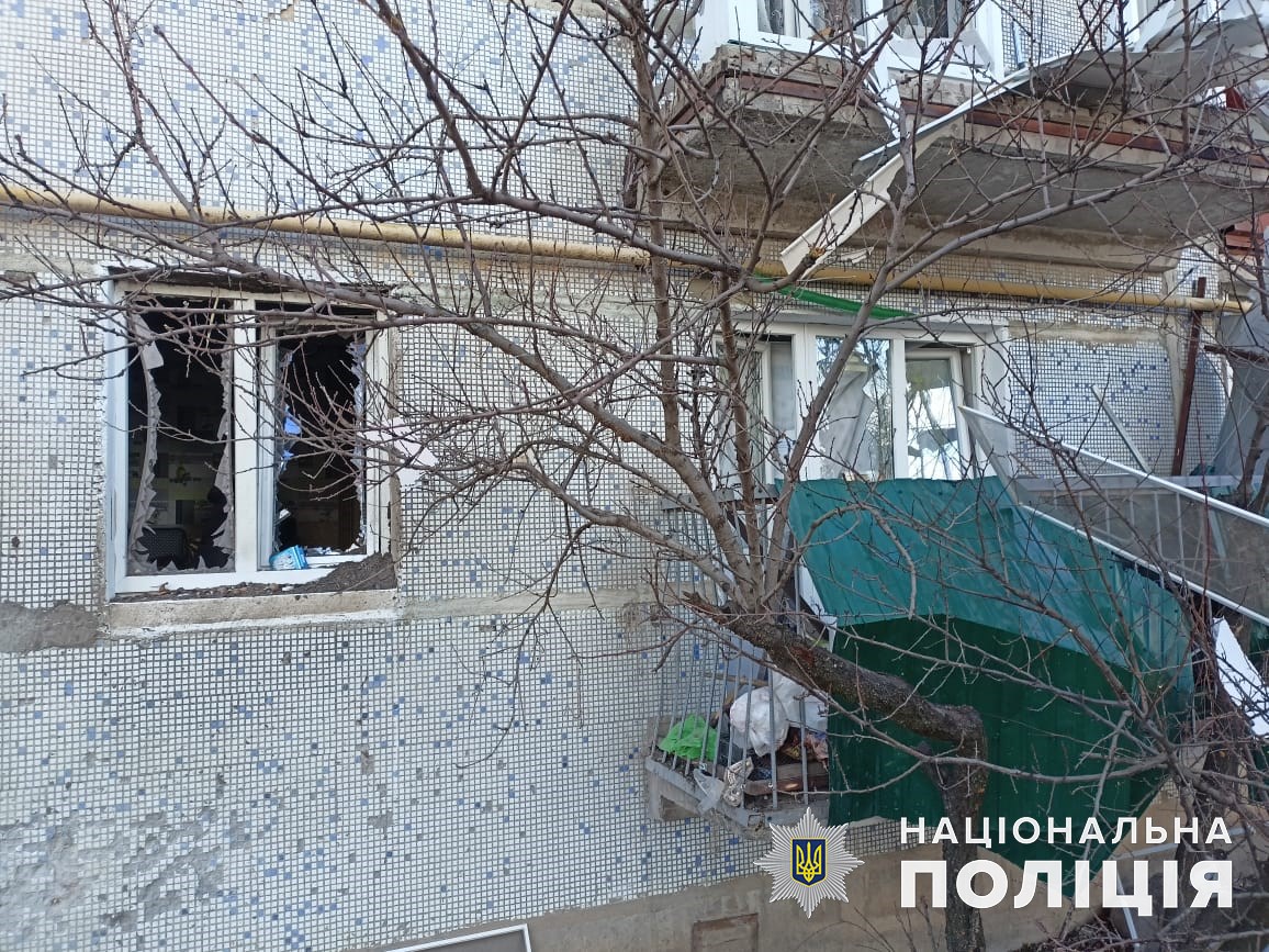 Поранені четверо людей: за добу окупанти обстріляли 11 населених пунктів Донеччини (зведення) 2