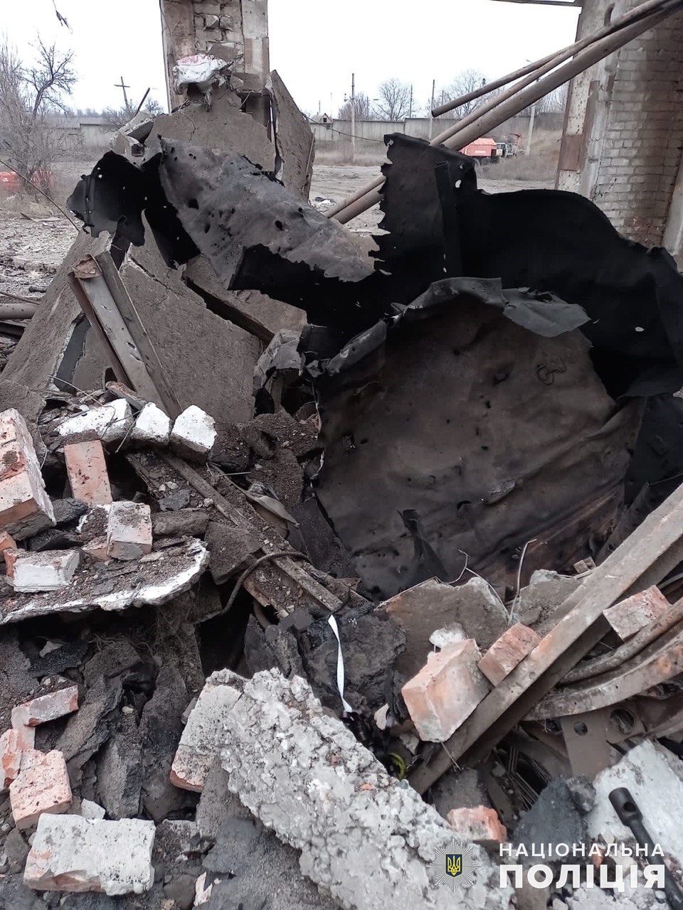Оккупанты разрушили 50 гражданских объектов на Донетчине: погиб житель Дибровы и двое бахмутчан (сводка) 7