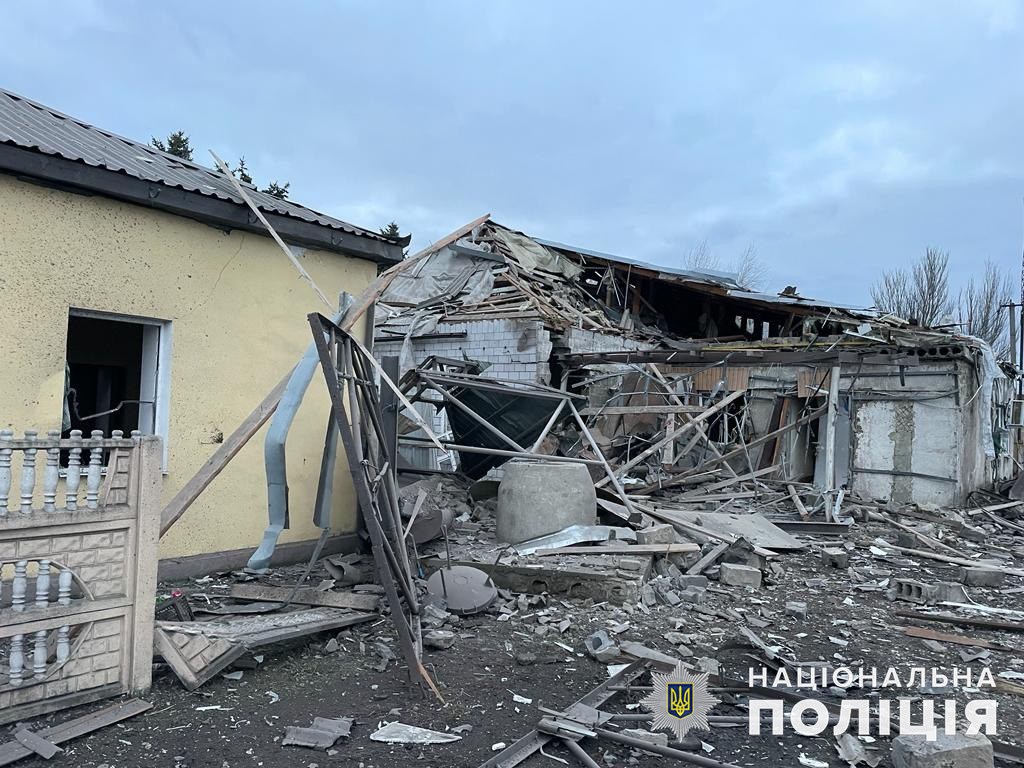 Оккупанты разрушили 50 гражданских объектов на Донетчине: погиб житель Дибровы и двое бахмутчан (сводка) 6