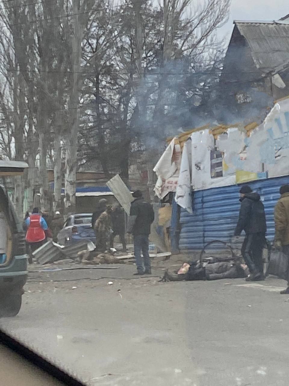 Россияне ударили по Курахово. Убили по меньшей мере 8 гражданских, ранили еще 5 (ВИДЕО, ОБНОВЛЕНО) 1