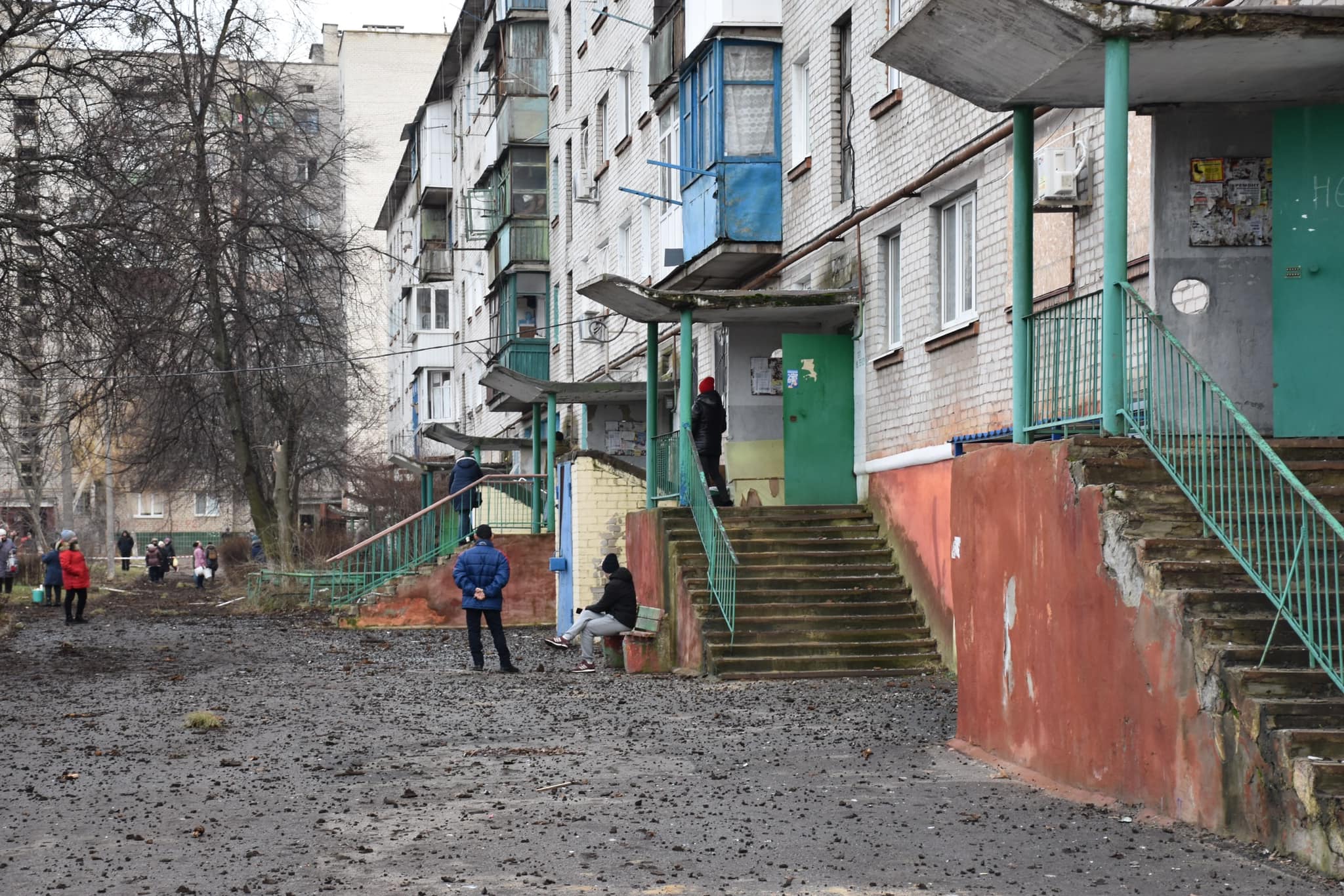Окупанти обстріляли Краматорськ, пошкодили 15 будинків і 2 заклади освіти (ВІДЕО) 2