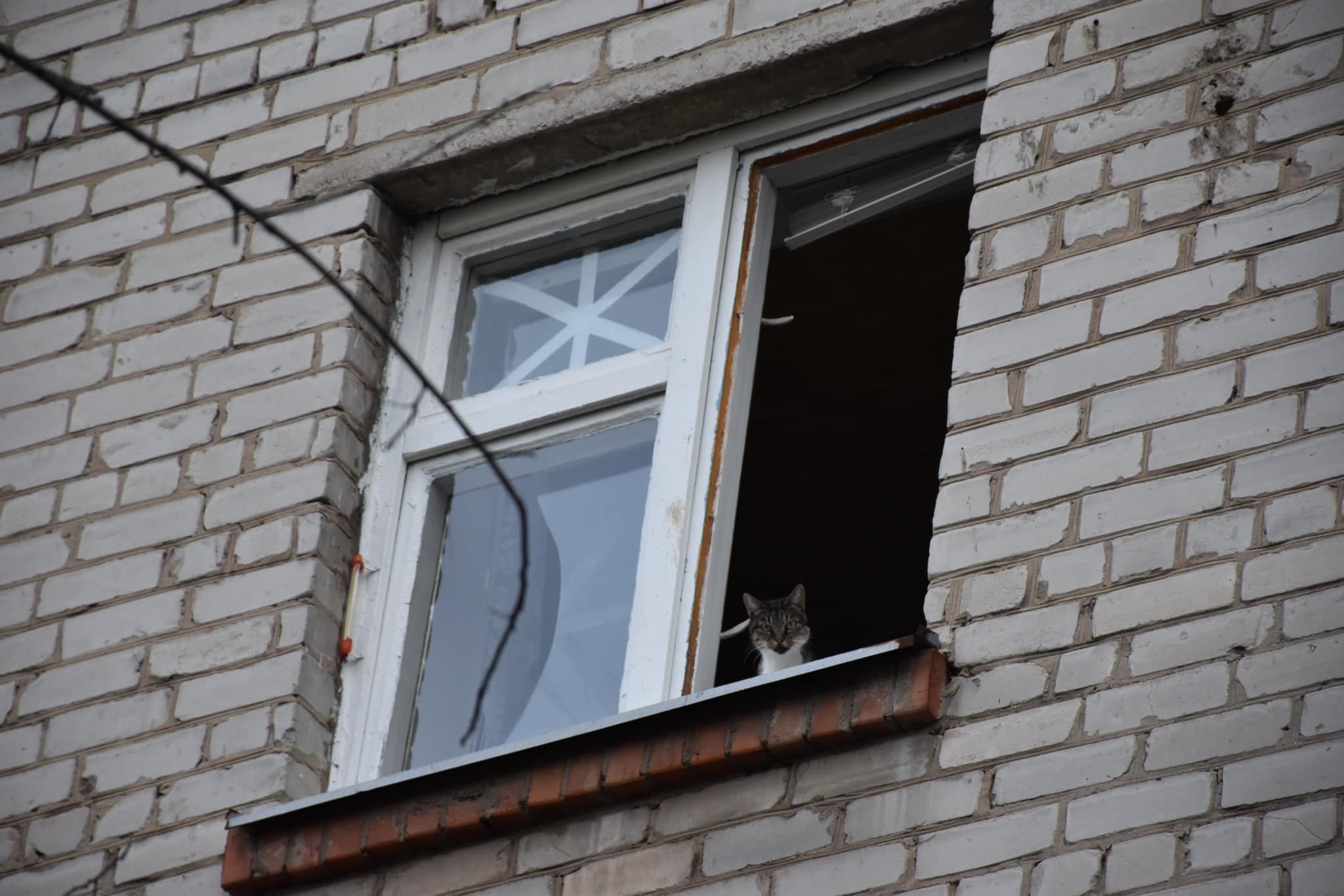 Окупанти обстріляли Краматорськ, пошкодили 15 будинків і 2 заклади освіти (ВІДЕО) 4