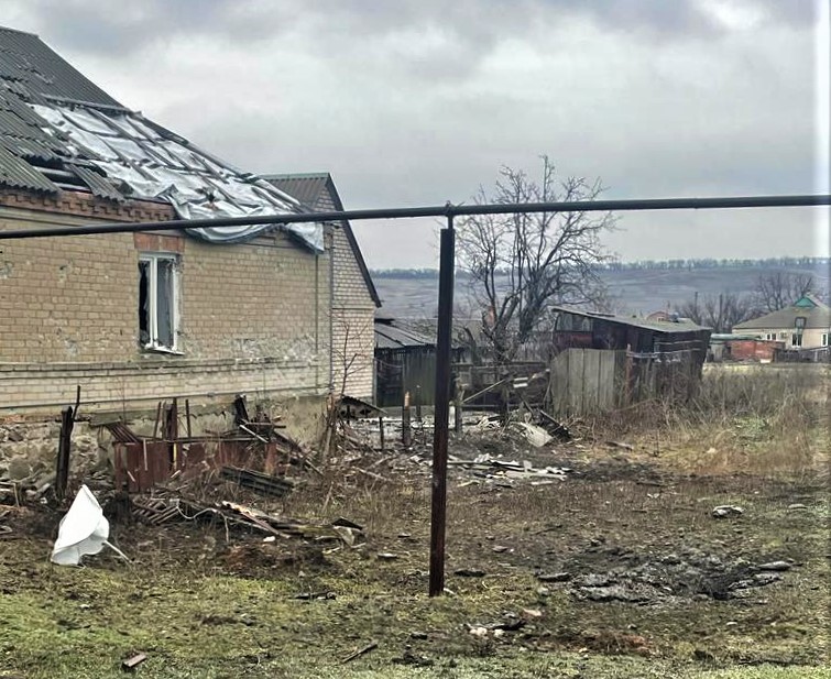 обстріляний Росією приватний будинок в Донецькій області 2