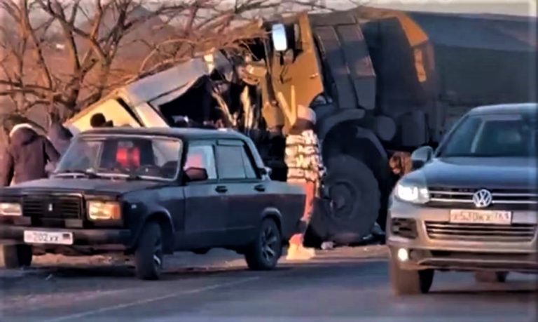 На окупованій Донеччині у ДТП загинули 16 людей, серед них бійці, які воювали проти ЗСУ (ВІДЕО)