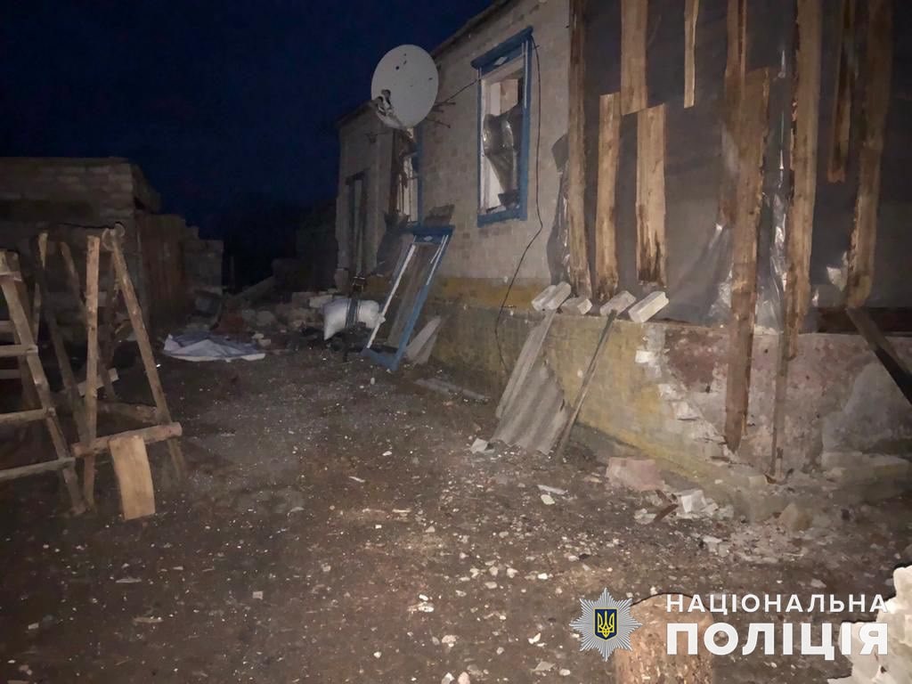 зруйнований обстрілами РФ будинок у Донецькій області