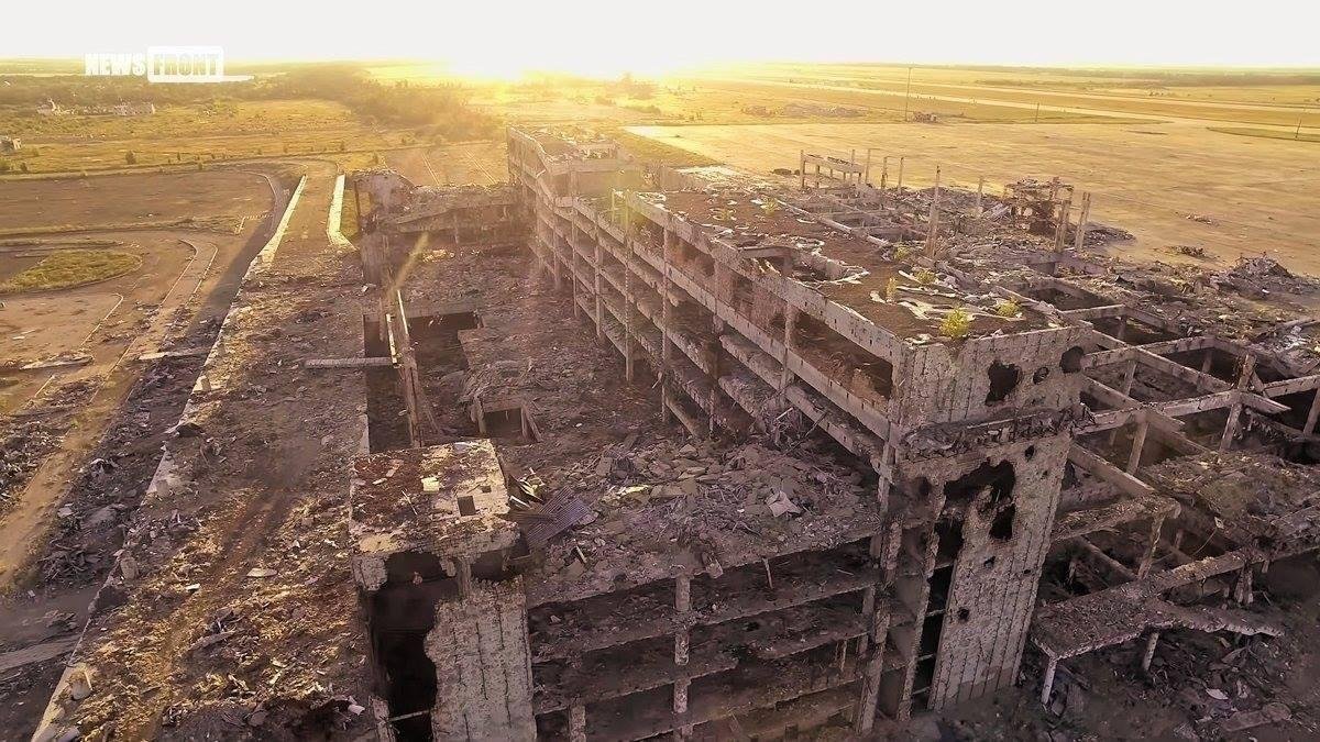 Оборона Донецького аеропорту 8 років тому й відкрита війна очима капелана-медика (монолог) 3