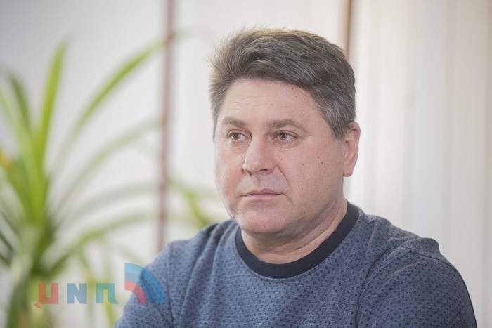 Очільнику Станиці Луганської та двом його заступникам загрожує 15 років тюрми за роботу на окупантів 1