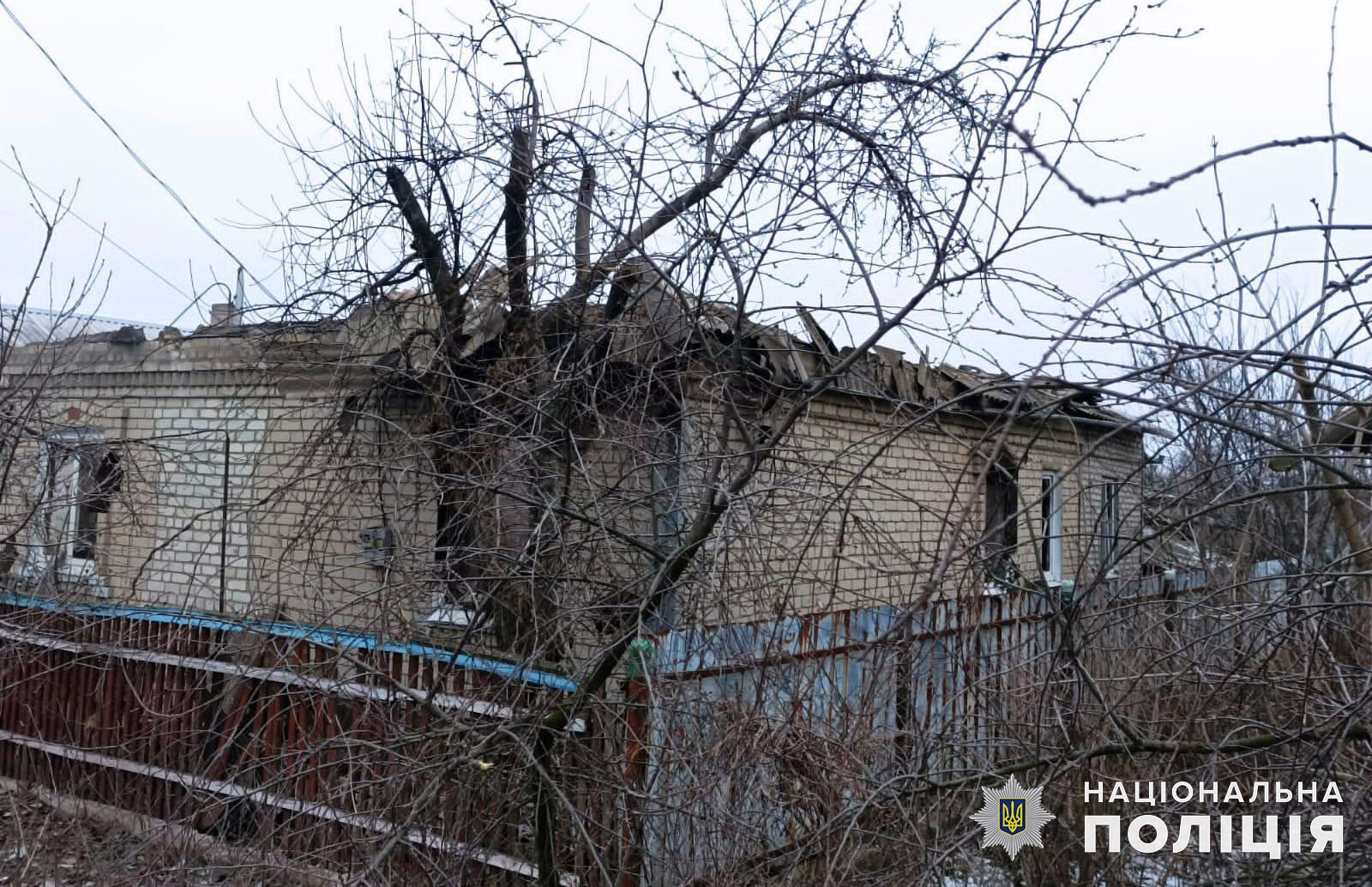 Загинули двоє людей: минулого дня окупанти обстріляли 17 населених пунктів Донеччини (зведення) 7