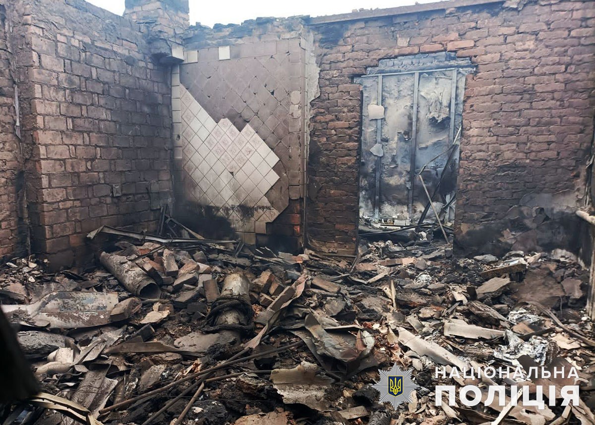 Загинули двоє людей: минулого дня окупанти обстріляли 17 населених пунктів Донеччини (зведення) 4