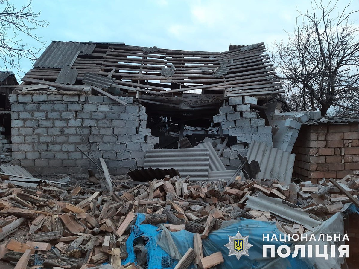 Доба на Донеччині: окупанти пошкодили півсотні будинків, поранили 4 цивільних (зведення) 6