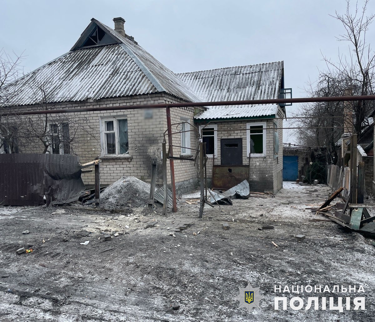 Сутки в Донецкой области: оккупанты попали в школу и больницу, погибли двое гражданских (сводка) 8