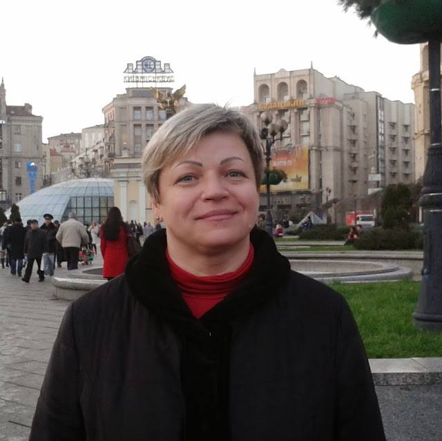 Хвилина мовчання: згадаємо викладачку з Маріуполя Олену Лисецьку, яка загинула під час обстрілу 1