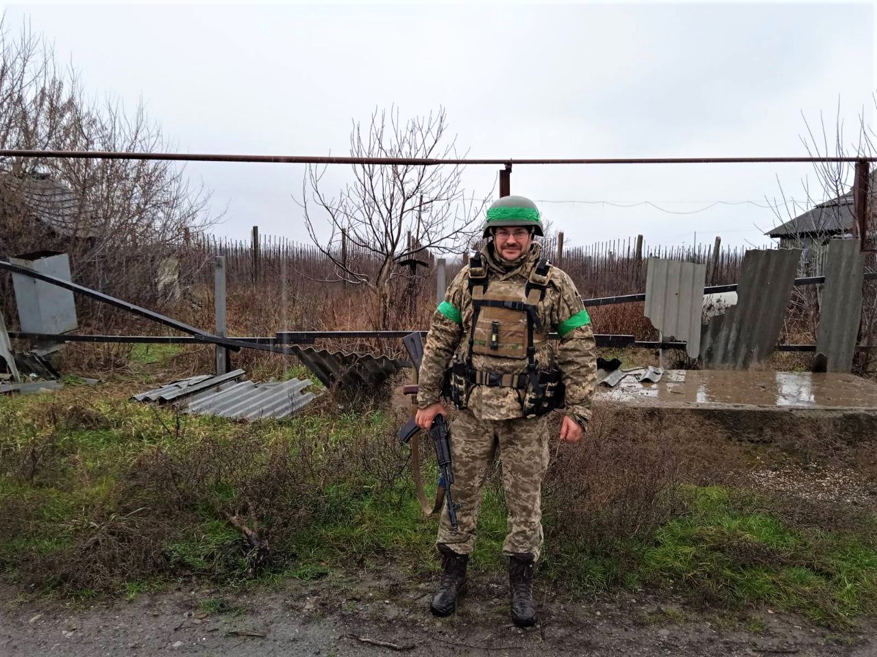 Віталій Гатченко у зруйнованому росіянами Сіверську