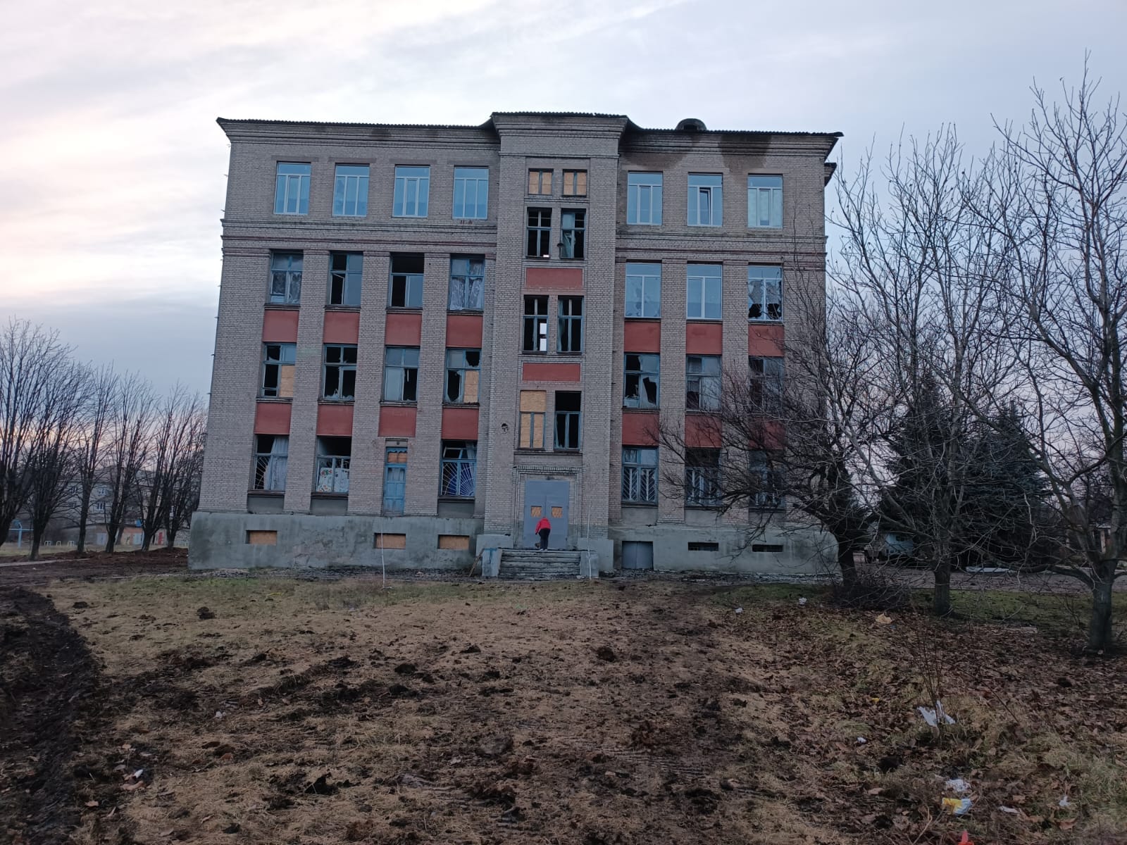 Сутки на Донетчине: оккупанты били по жилым кварталам, убили гражданского в Курахово (сводка) 4