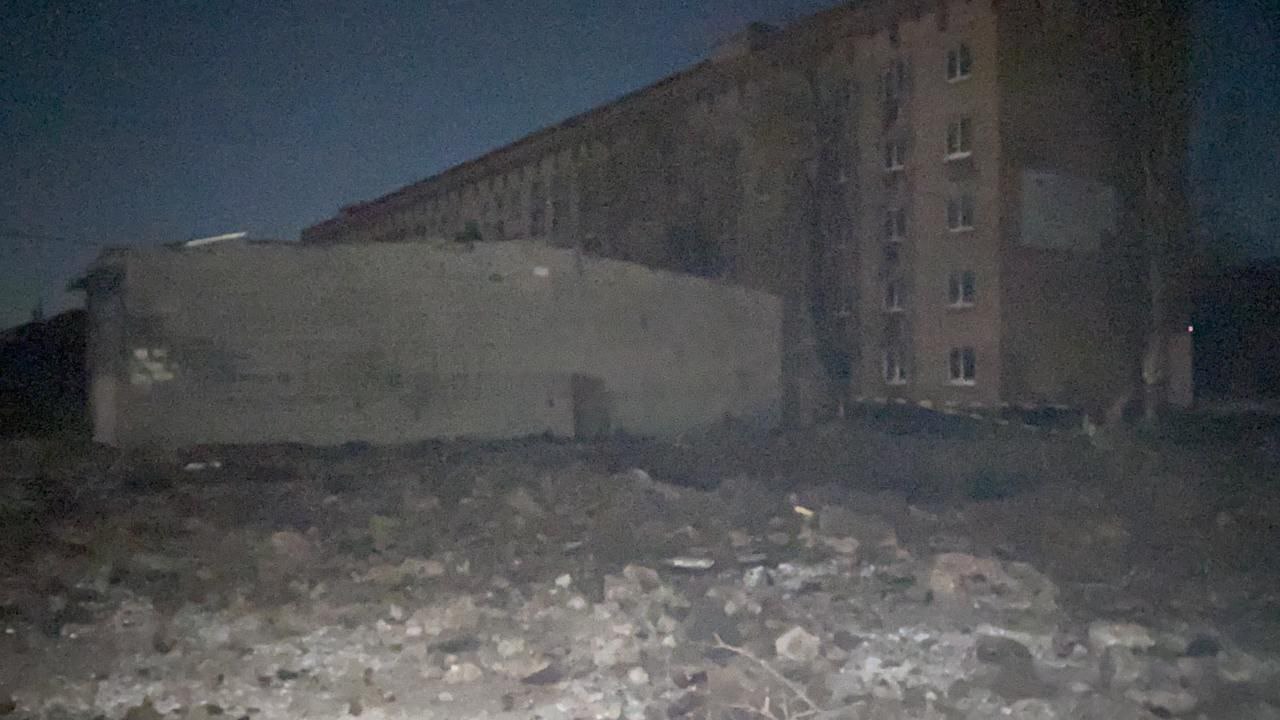 Ночью оккупанты ударили 9 ракетами по Краматорску и Константиновке. Пострадавших нет (ФОТО) 3