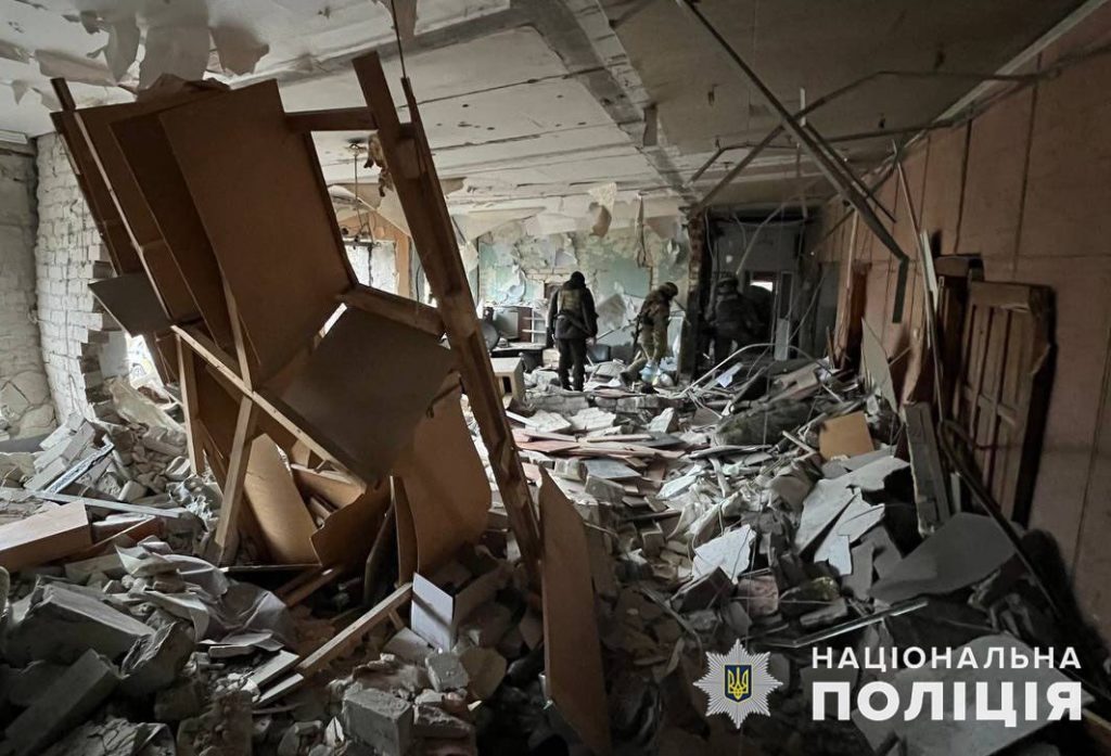 В Донецкой области оккупанты за сутки повредили 26 невоенных объектов, есть минимум 1 раненый (сводка, фото)