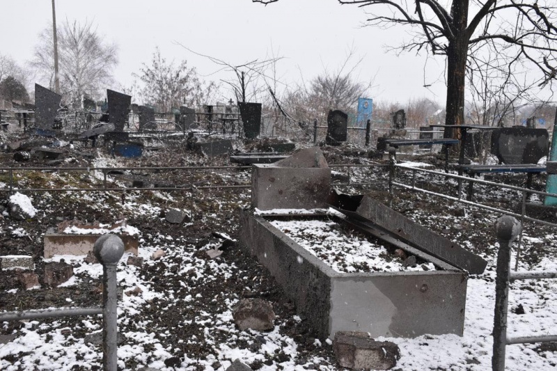 Російська армія зруйнувала кладовище в Краматорську 1