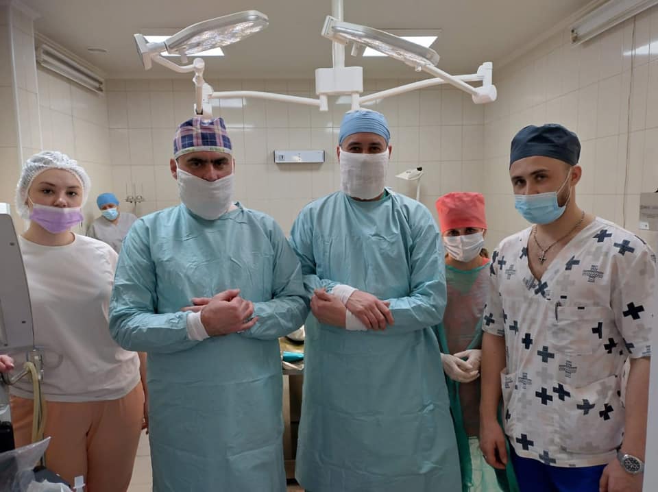 Торецкие врачи впервые провели сложную операцию по трепанации черепа 1