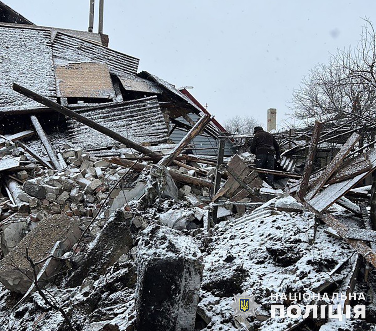 Доба на Донеччині: росіяни обстріляли 25 житлових будинків та поранили двох місцевих (зведення) 8