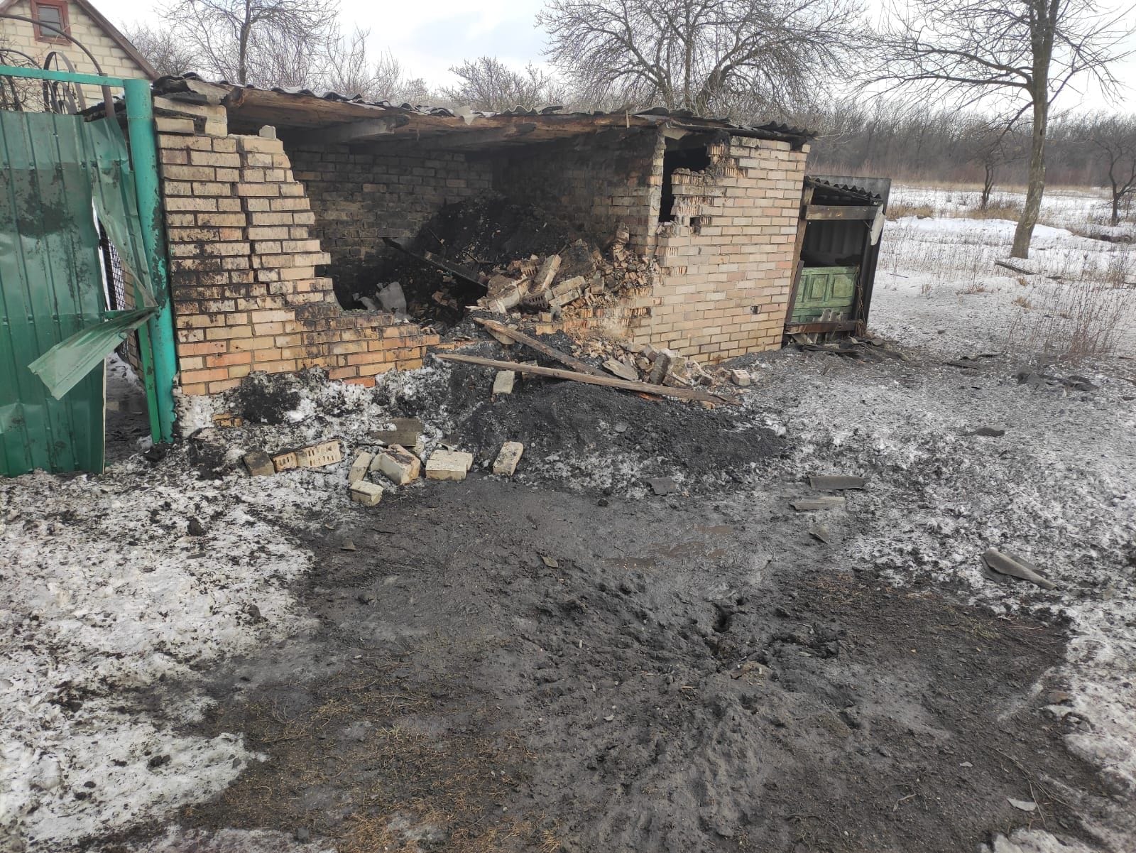 Доба на Донеччині: окупанти гатили по житловому сектору та інфраструктурі, вбили трьох цивільних 9