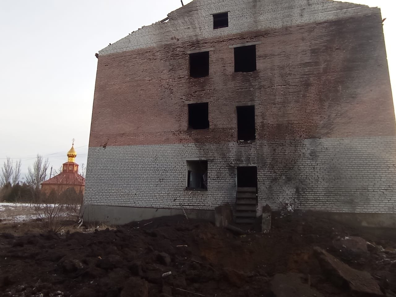 Доба на Донеччині: окупанти гатили по житловому сектору та інфраструктурі, вбили трьох цивільних 11