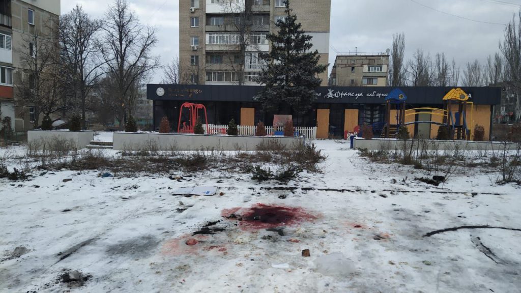 За сутки в Донецкой области россияне во время обстрелов убили 4 человека и ранили еще 6: где фиксировали атаки (сводка, фото)