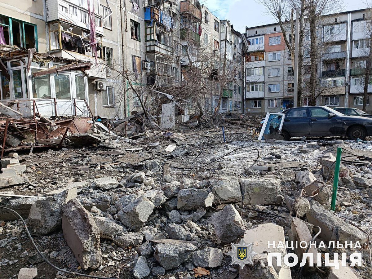 пошкоджені багатоповерхівки в Донецькій області