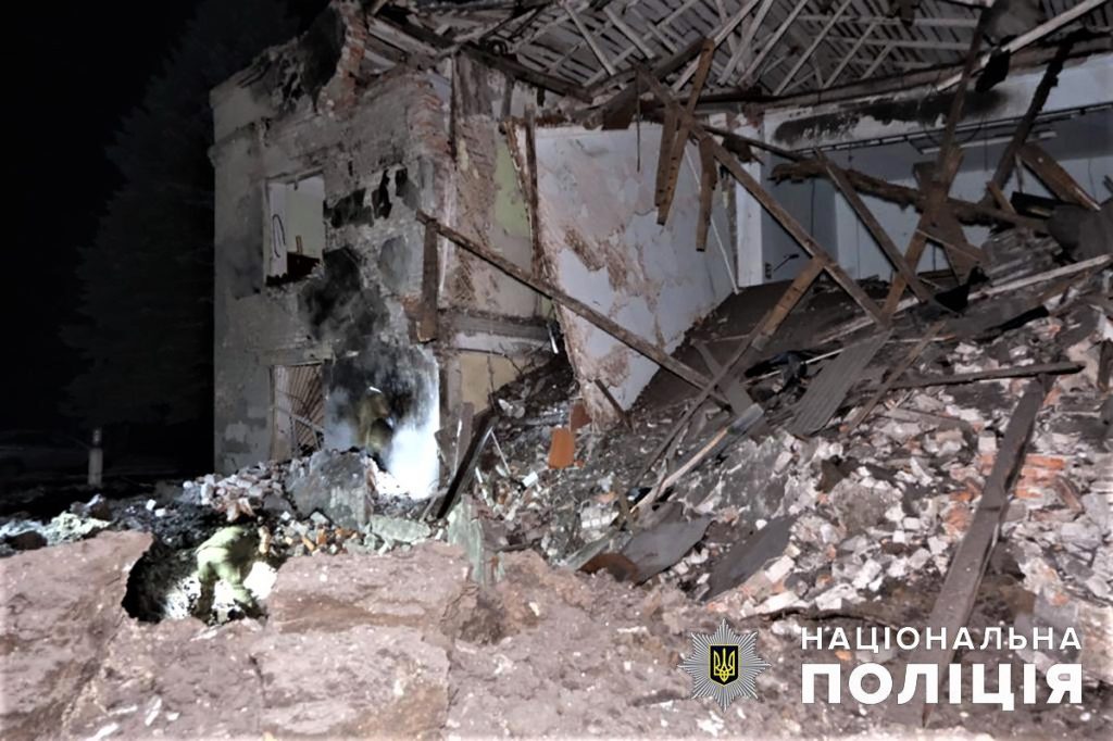 Троє загиблих, п’ятеро поранених: на Донеччині під ударом окупантів опинилися 25 міст і сіл (зведення, фото)