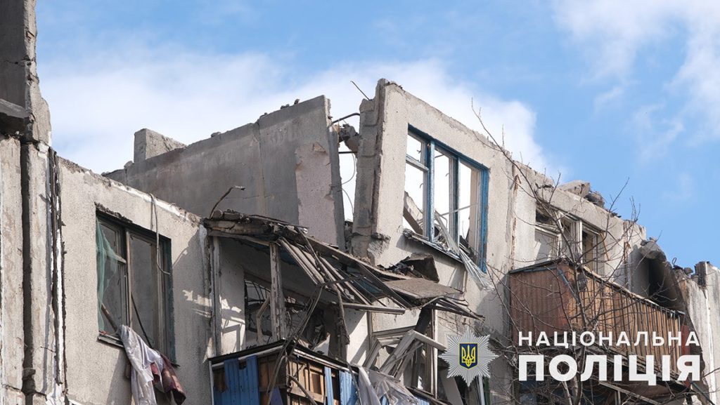 Доба на Донеччині: загинули 6 людей, поранені — ще 13, росіяни пошкодили 29 цивільних об’єктів (зведення, фото)