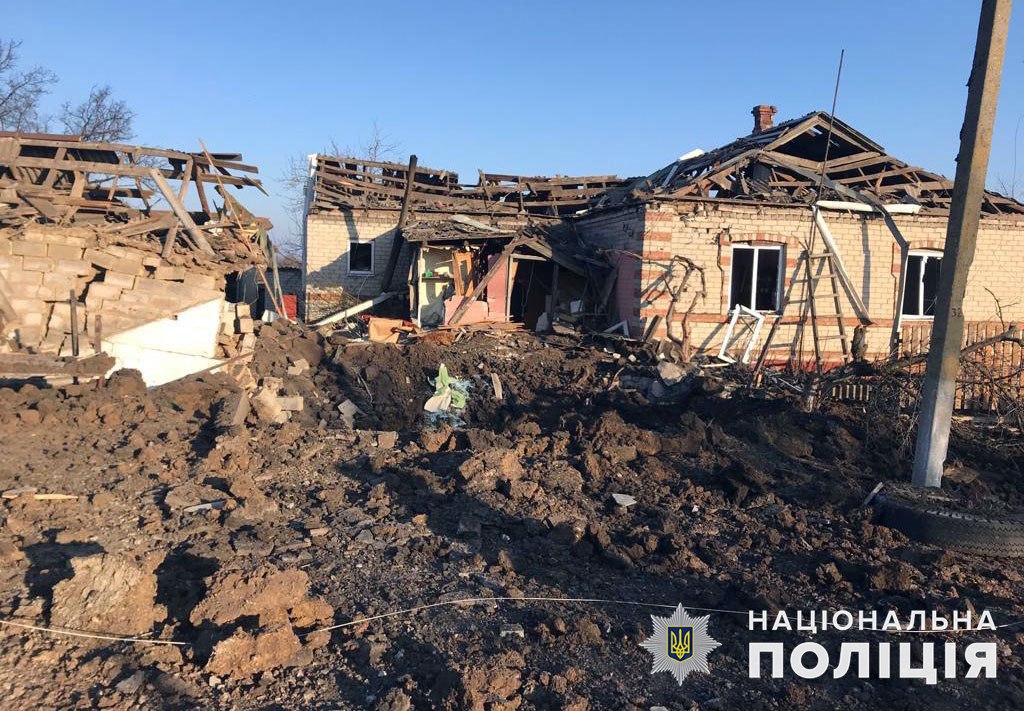 зруйнований росіянами будинок в Донецькій області 2