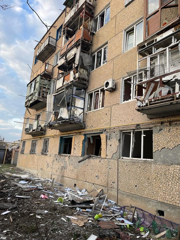 З ранку вівторка 36 міст і сіл Донеччини обстріляли росіяни: є поранені та загиблі, а також руйнування (зведення, ФОТО) 9