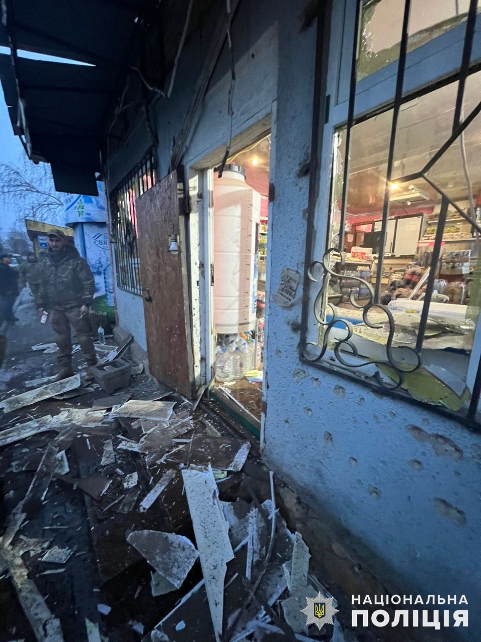Погибли двое гражданских: за день оккупанты более 30 раз били по Донетчине и повредили почти 40 домов (сводка) 4