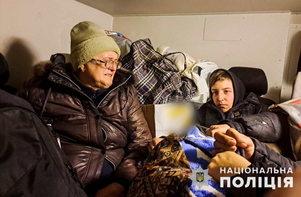 Младшему — 2 года: из прифронтовых Северской и Соледарской громад эвакуировали восьмерых детей (ФОТО, ВИДЕО)