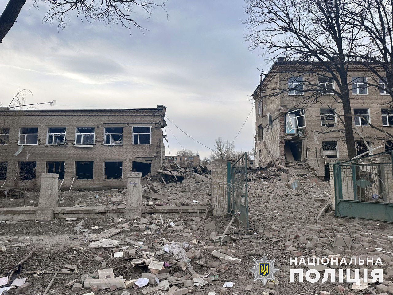 4 жители области погибли и столько же получили ранения: за сутки россияне обстреляли 32 города и села Донетчины 2