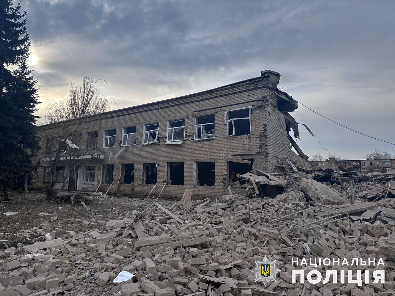 4 жителі області загинули та стільки ж дістали поранень: за добу росіяни обстріляли 32 міста та села Донеччини 5