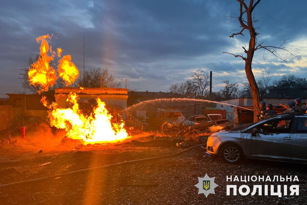 Доба на Донеччині: росіяни вбили цивільного, поранили сімох, зруйнували школу (зведення) 1