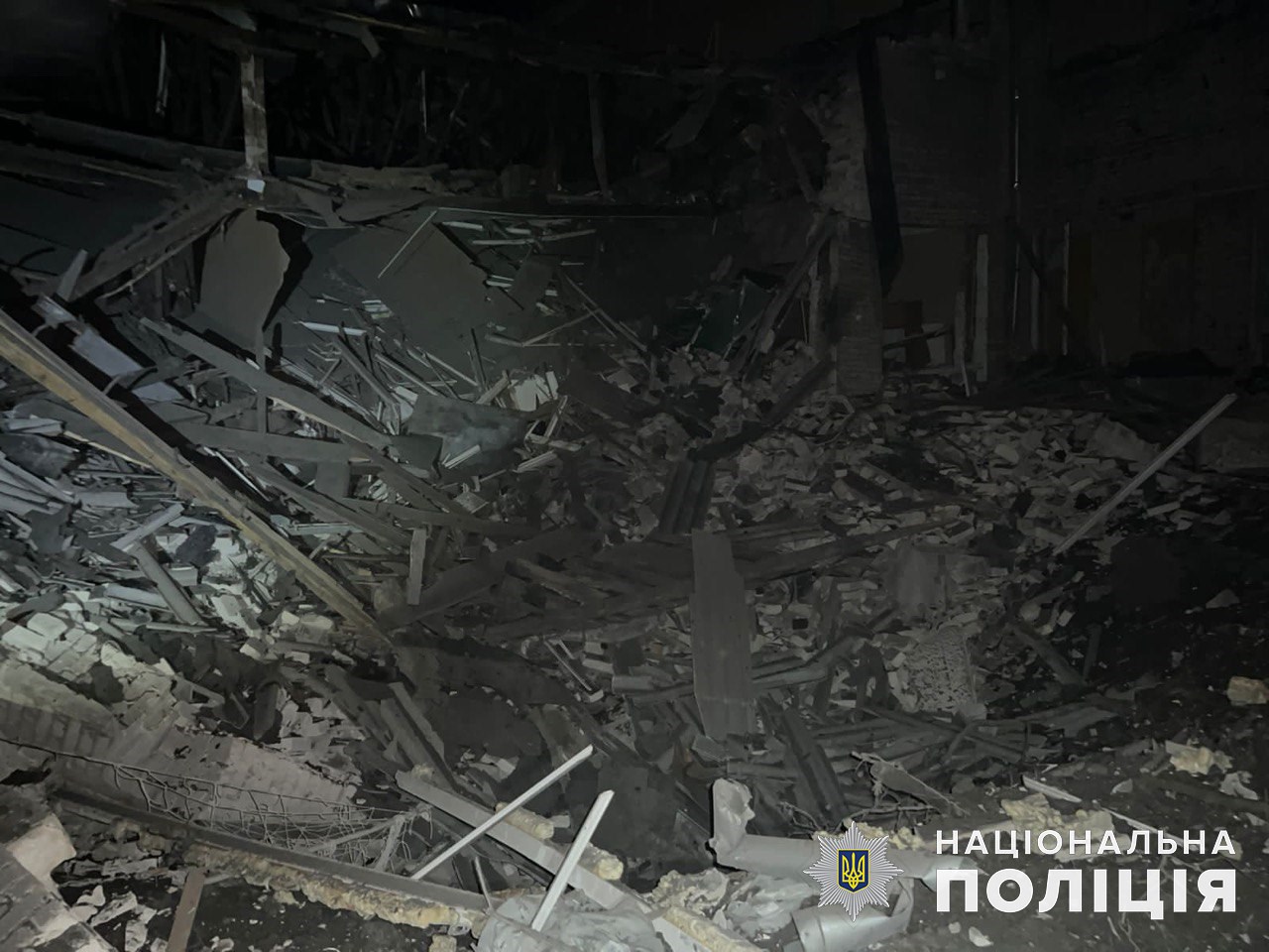 Погиб бахмутчанин, ранены шесть человек, разрушены школа и дома — последствия российских обстрелов на Донетчине (сводка) 2
