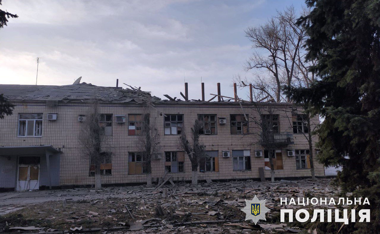 Били з авіації, танків, і артилерії: міста і села Донеччини обстріляли ще 44 рази, є загиблі (ФОТО, ЗВЕДЕННЯ) 1