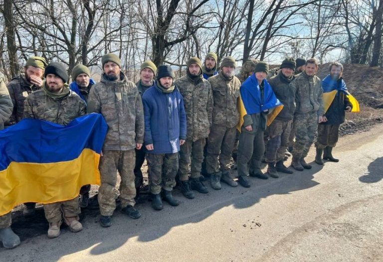 З російського полону вдається повертати бійців ЗСУ, яких немає у списках на обмін, — міноборони