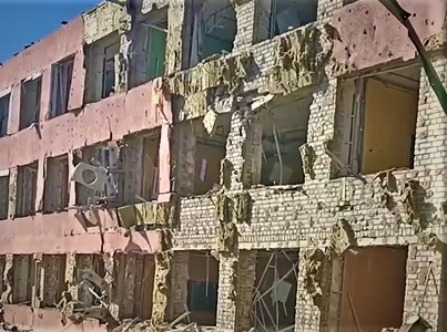 У Бахмуті росіяни знищили останню вцілілу школу. Її відкрили після капремонту за тижні до відкритої війни (ВІДЕО)