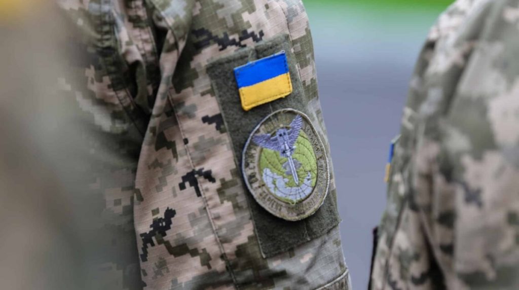У разведки есть подозреваемые в казни украинского военного, видео которой выложили в сеть, — омбудсмен Лубинец