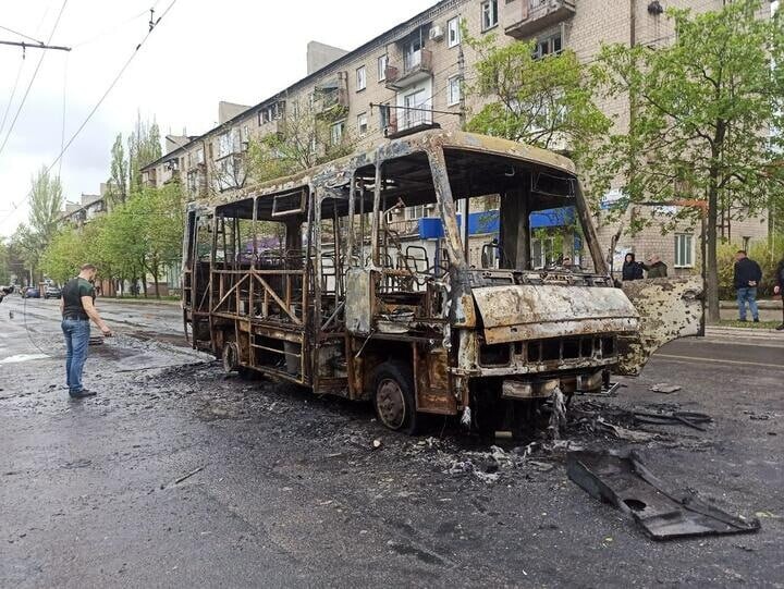 Центр Донецка попал под обстрел: известно о семи погибших и 19 раненых