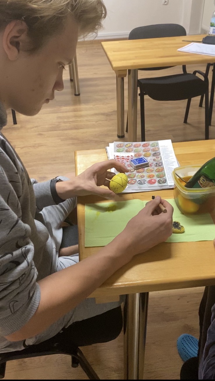 Школьник из Краматорска выиграл всеукраинский конкурс “Пасхальные писанки” (ФОТО) 1