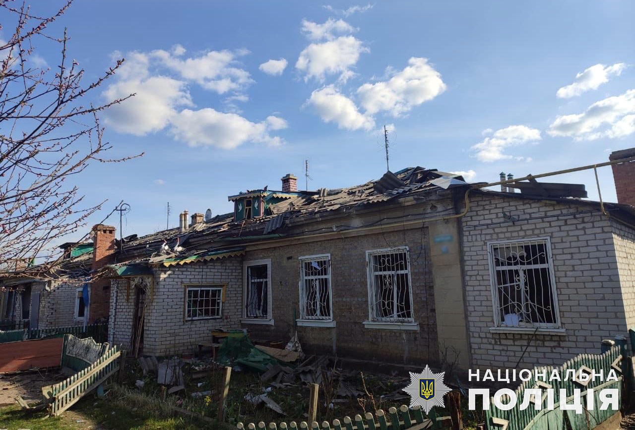 Поранені п’ятеро цивільних: за добу росіяни пошкодили понад два десятки будинків на Донеччині (ФОТО, ЗВЕДЕННЯ) 3