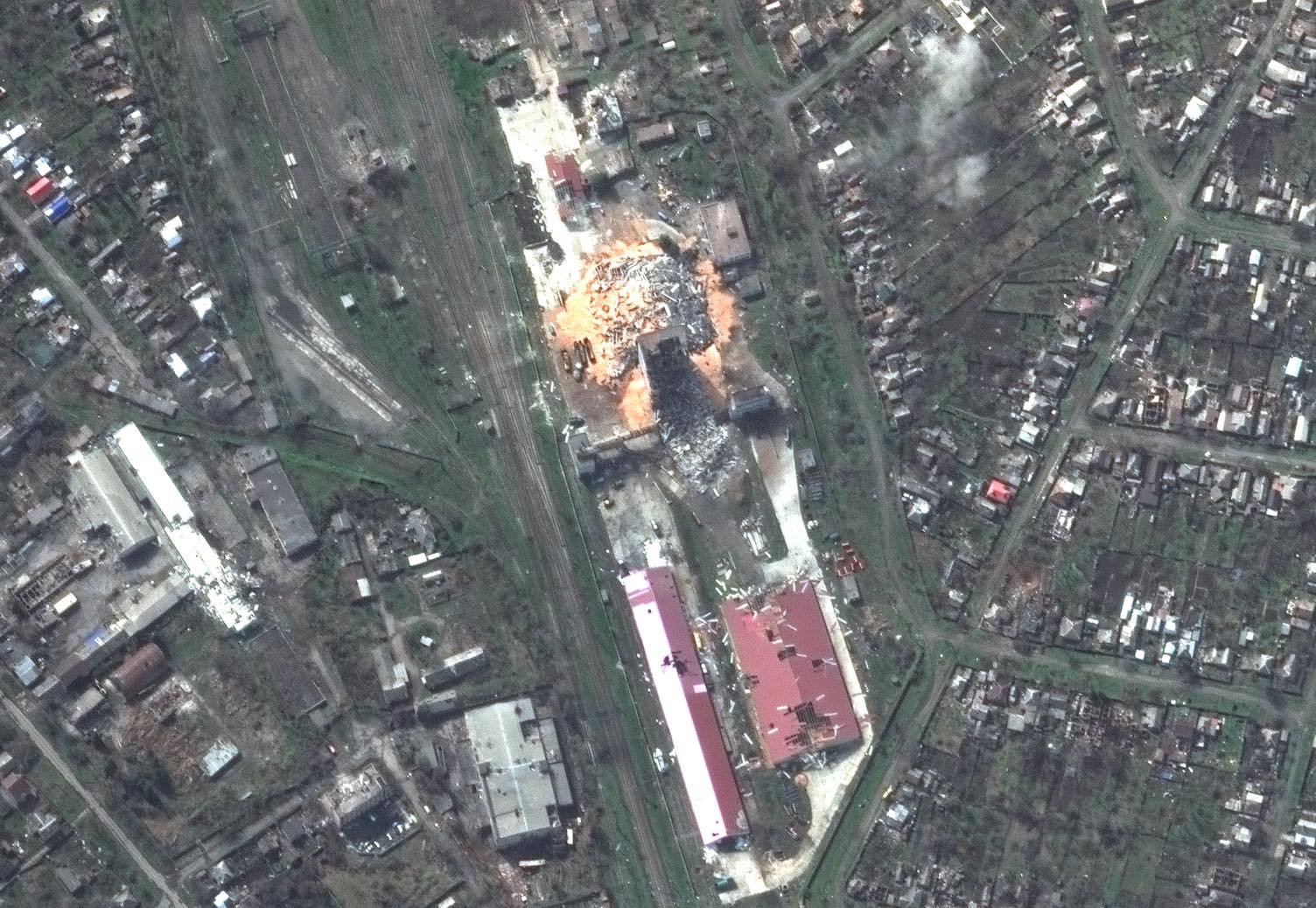 руйнування Бахмута на супутникових знімках Maxar 2