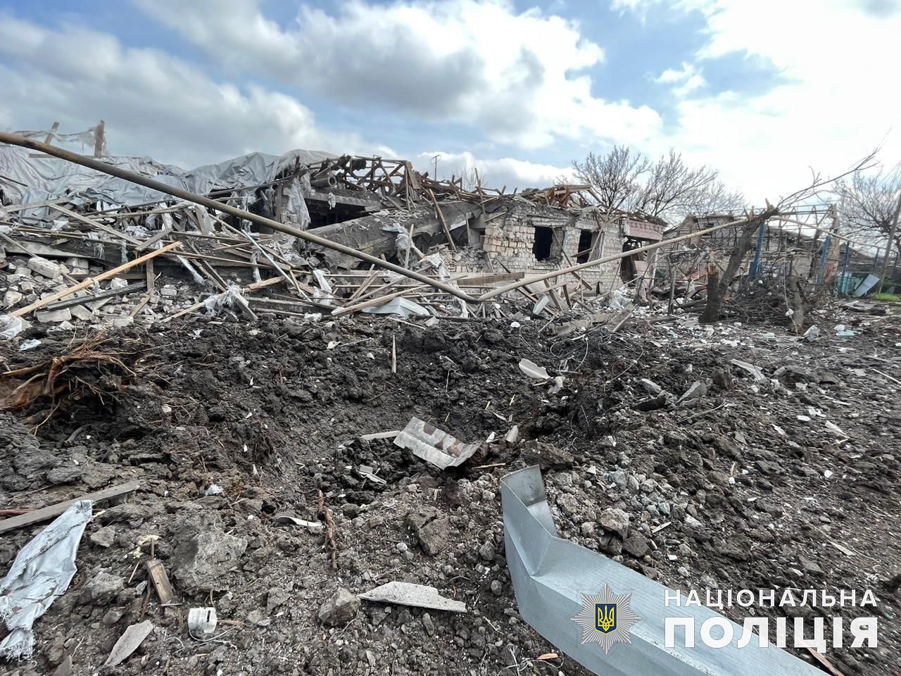 Чотирьох жителів Донеччини окупанти вбили за добу: під вогнем з артилерії були 38 міст і сіл області (фото, зведення) 1