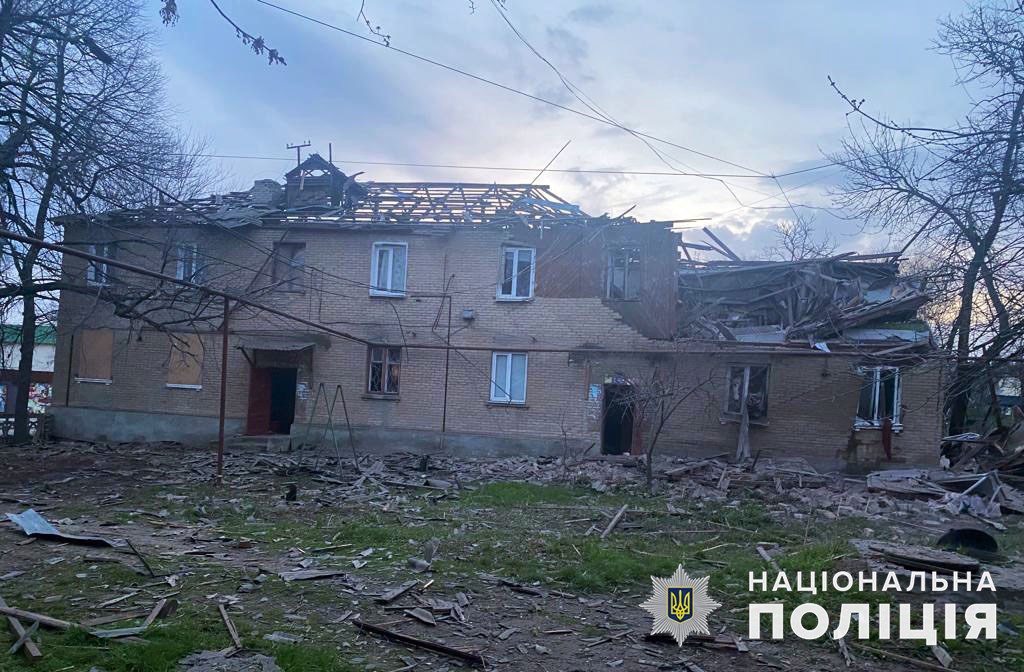 Чотирьох жителів Донеччини окупанти вбили за добу: під вогнем з артилерії були 38 міст і сіл області (фото, зведення) 8