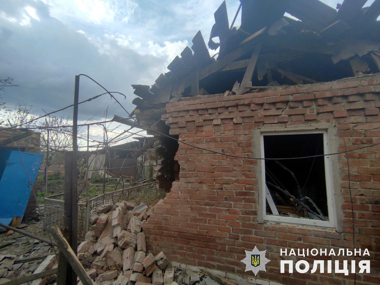 Доба на Донеччині: окупанти вбили двох людей та зруйнували дві школи і 39 осель (ФОТО, ЗВЕДЕННЯ) 2