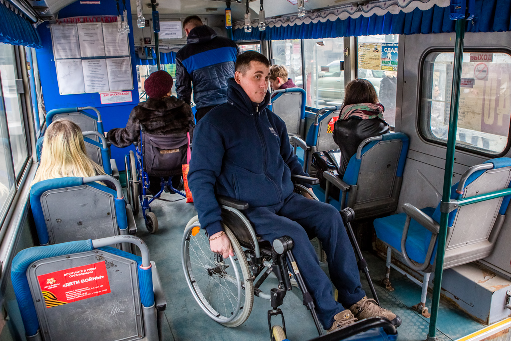 Світлодарців з інвалідністю змушують їхати у Дебальцеве для оформлення виплат