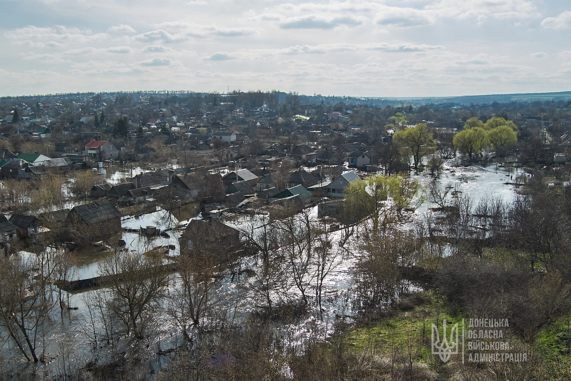 Из-за прорыва дамбы под Краматорском затопило около 260 домов на 30 улицах, — глава области (ФОТО) 1